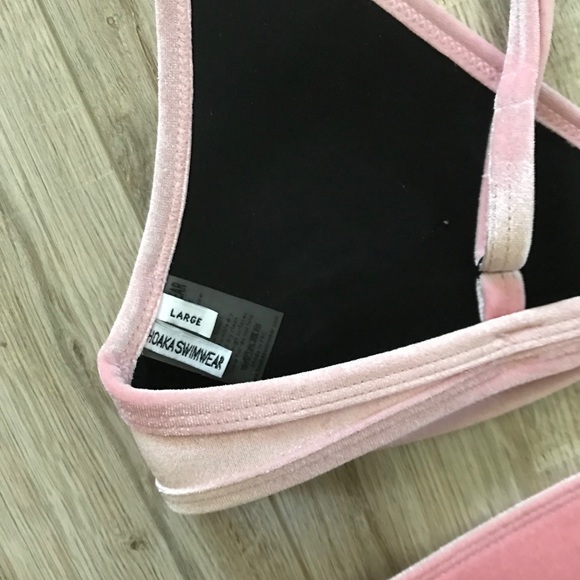 Hoaka Swimwear - Dola Pink Velvet Set - Picture 3 of 4